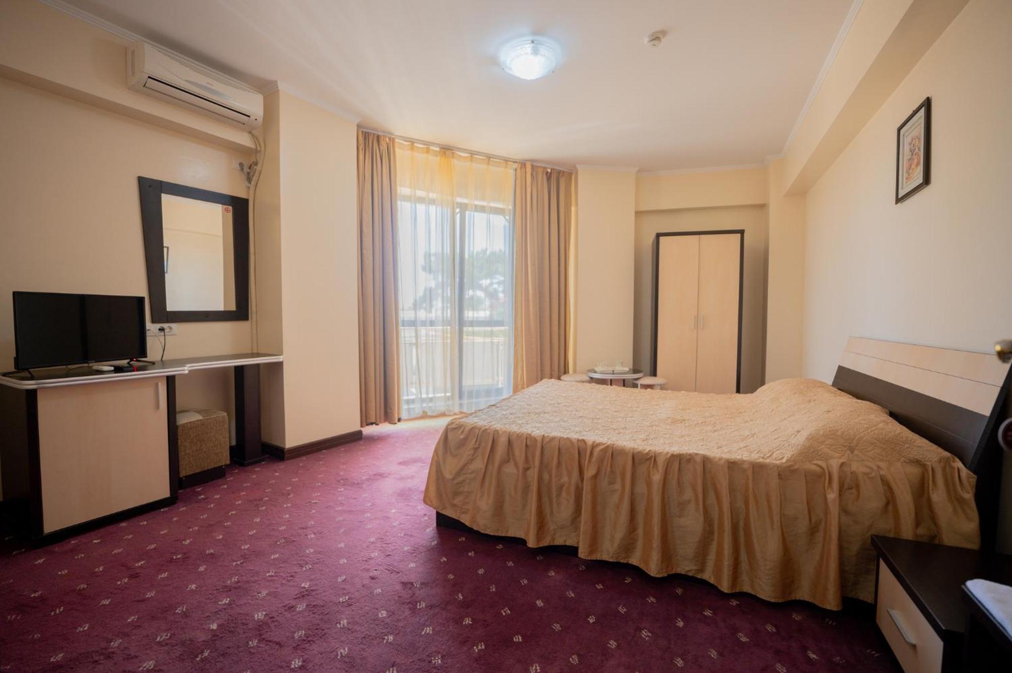 Hotel Coral エフォリエ・ノルド エクステリア 写真